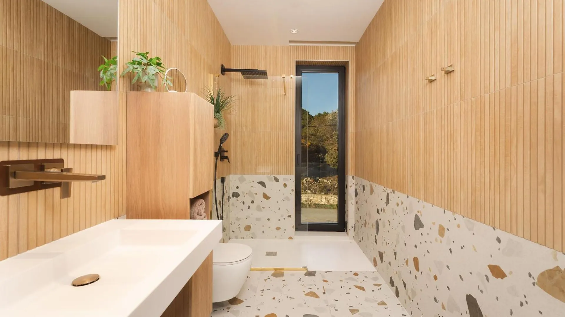 Design Villa Diagonal - Tranquil Sea View Escape Diminici