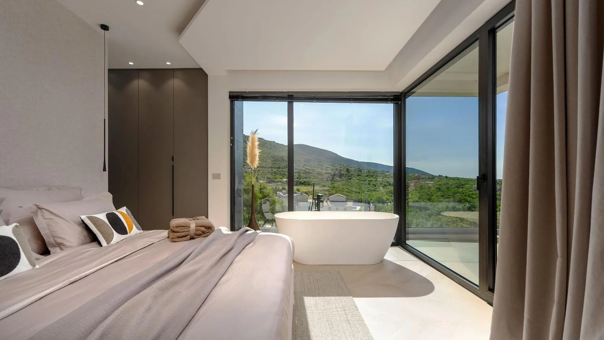 Design Villa Diagonal - Tranquil Sea View Escape Diminici Croatia