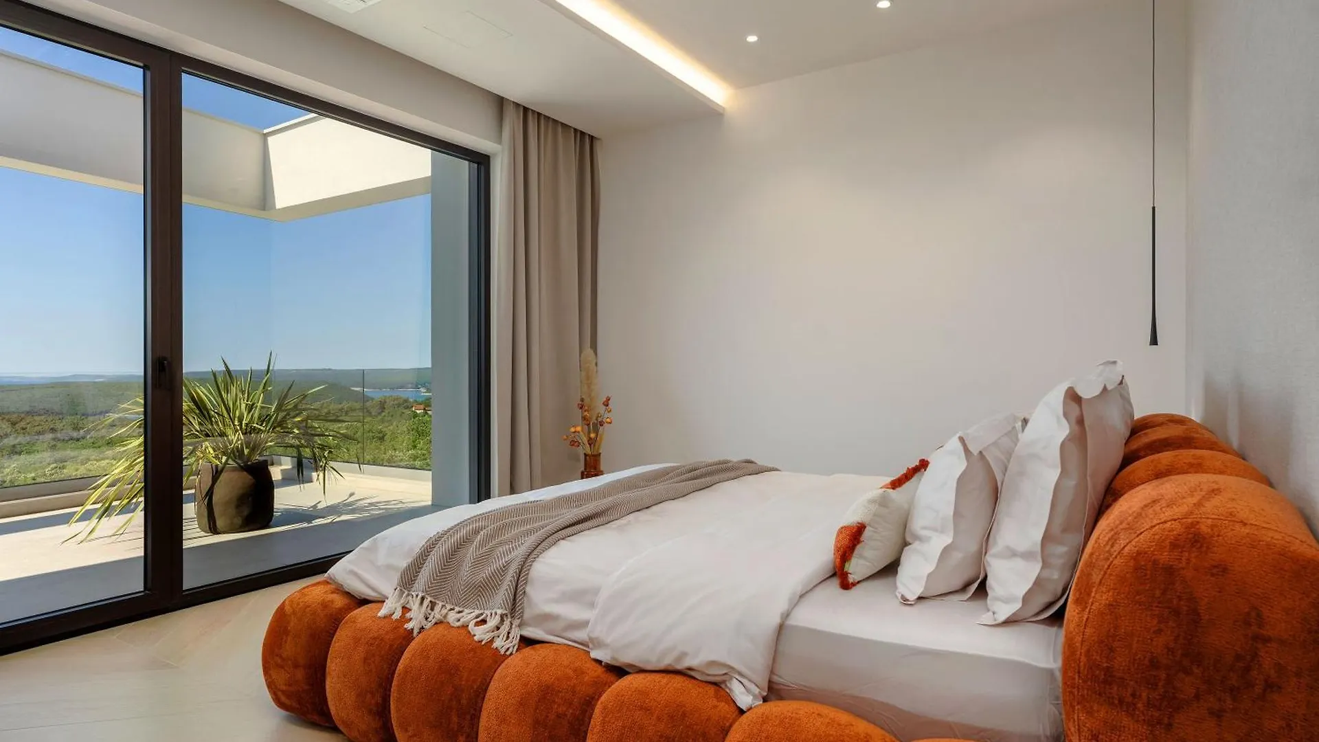 Design Villa Diagonal - Tranquil Sea View Escape Diminici